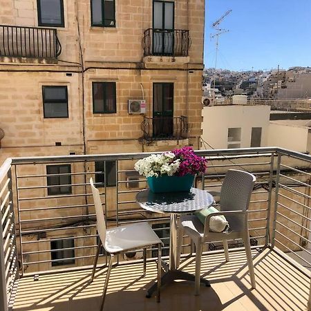 Well Located 2 Bedroom Flat In St.Julians Saint Julian's Екстер'єр фото